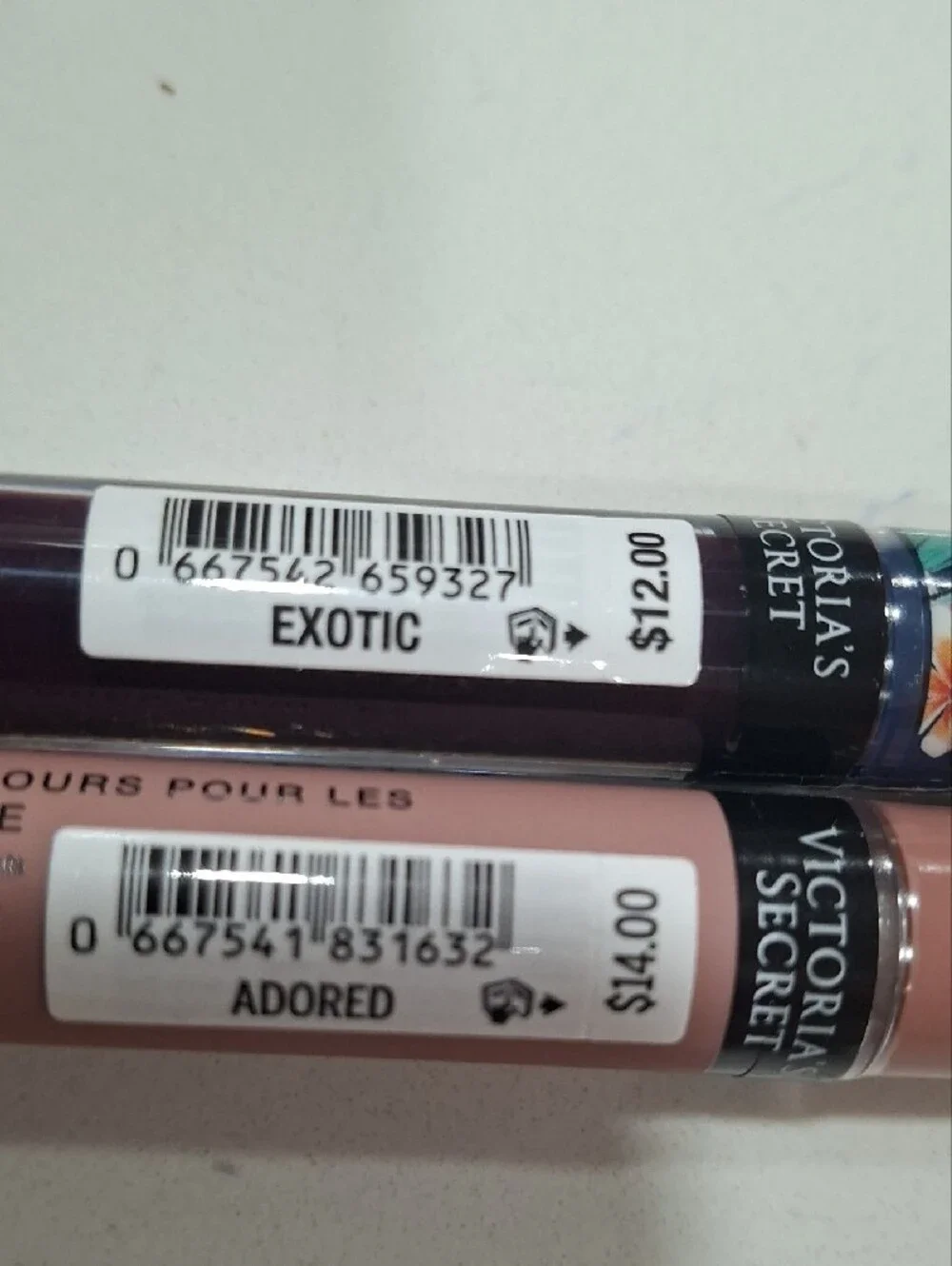 2Victoria's Secret Velvet Matte Cream Lip Stain Duo - Deep Plum & Dusty Rose Exo